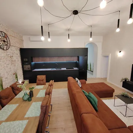 Town Square Apartment Zadar
