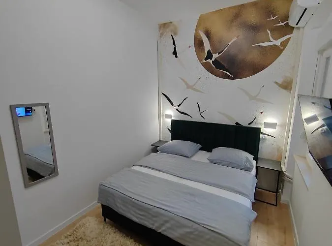 Town Square Apartament *